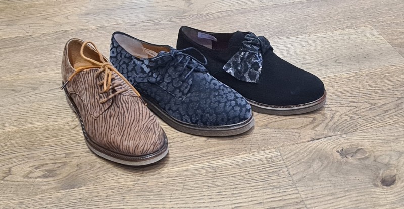 chaussure tout cuir semelle en véritable crêpe pour un ...