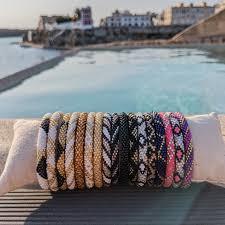 bracelet népalais  faits à la main 