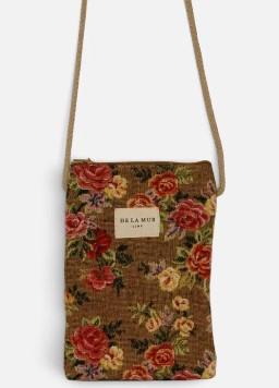 Venez découvrir nos cabas, trousse, pochette, porte monnaie...