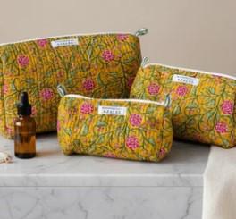 Trousse de toilette coton matelassé de chez Mademoiselle Azalée