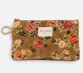 Venez découvrir nos cabas, trousse, pochette, porte monnaie...