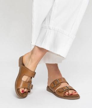 sandale ara  de chez Ara pour une marche tout en douceur.