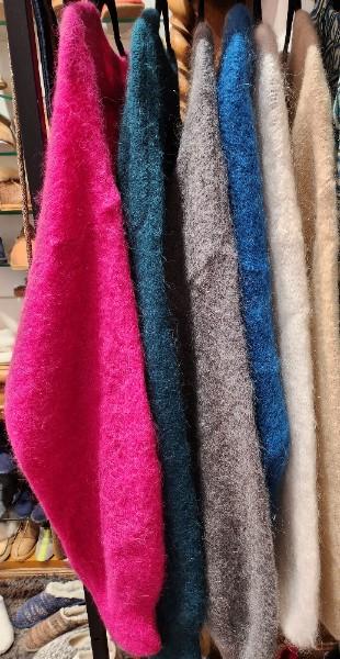 Pulls, écharpe, bonnet en Alpaga, Mohair et laine tout doux 