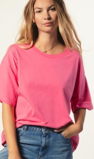 TEE SHIRT ANGELE T-shirt col rond, coupe parfaite, manches un peu longues