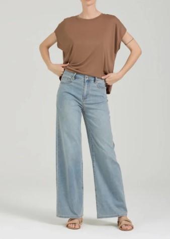 Jeans take twoo coupe et confort sans précédent. On adore...