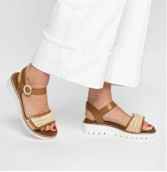 sandale ara  de chez Ara pour une marche tout en douceur.