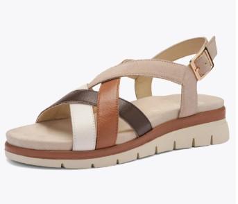 sandale ara  de chez Ara pour une marche tout en douceur.