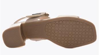 Sandales Brighton beige de chez Ara pour une marche tout en douceur