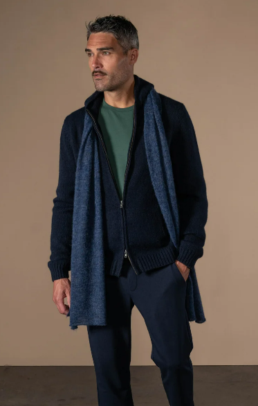 CARDIGAN JAMES de chez ANONYM APPAREL Gilet zippé à capuche en laine toute douce