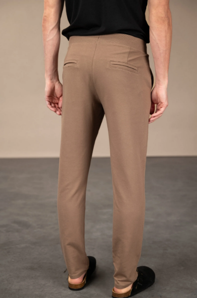 SWEAT PANT ANTONIN de chez ANONYM APPAREL  touché seconde peau