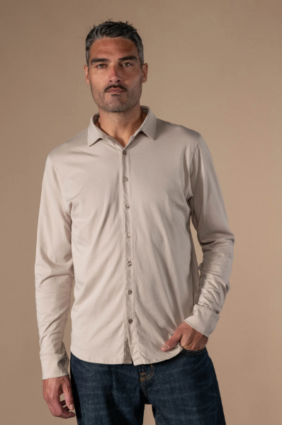 CHEMISE AYDEN de chez ANONYM APPAREL Chemise en Mid jersey pour un look décontracté