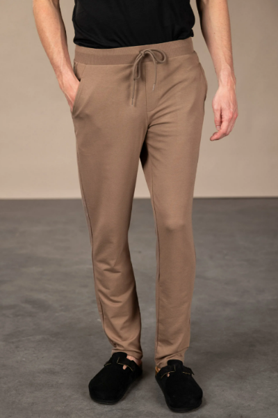 SWEAT PANT ANTONIN de chez ANONYM APPAREL  touché seconde peau