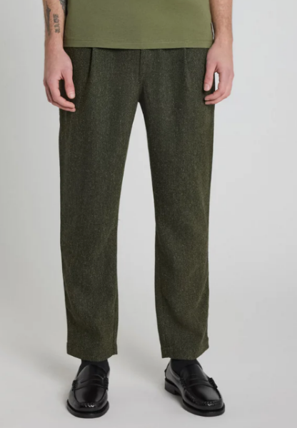 Pantalon Homme Ozzy Pant Kaki coupe tapered loose de chez PULLIN