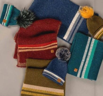 bonnets et écharpes woolsens douces, résistentes, naturel .