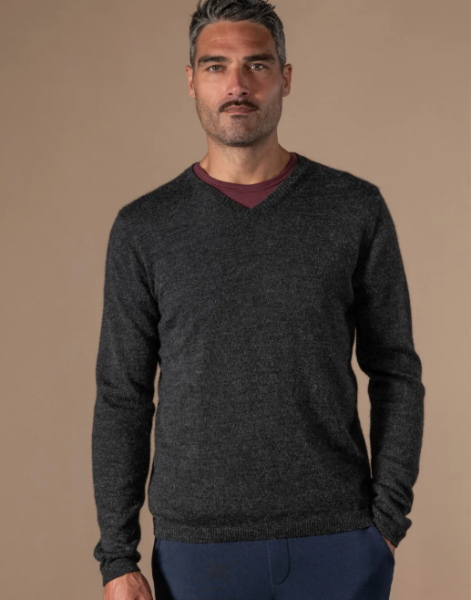 Pull fin col V   JOSEPH en laine toute douce de chez ANONYM APPAREL