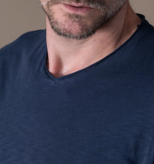 Tee-shirt ANONYM APPAREL petit col V  en jersey