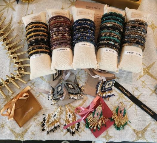 jonc népalais et bouvle d'oreille .