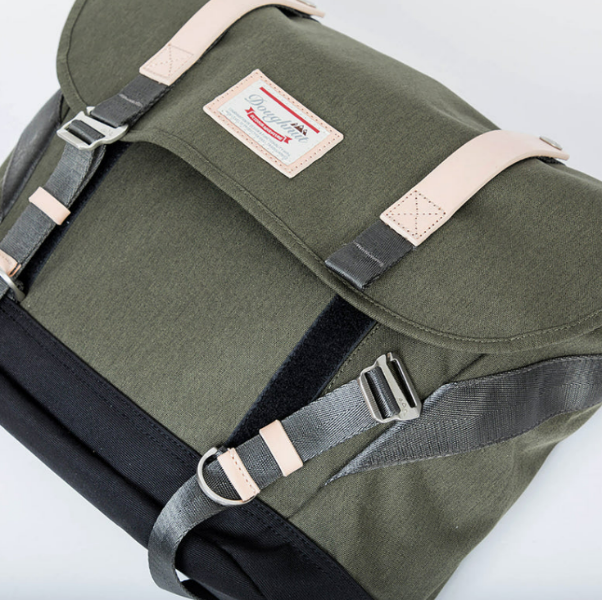 Besace DOUGHNUT Denver Messenger - grande besace 17 litres à bandoulière