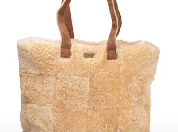 Sac  en véritable peau de mouton
