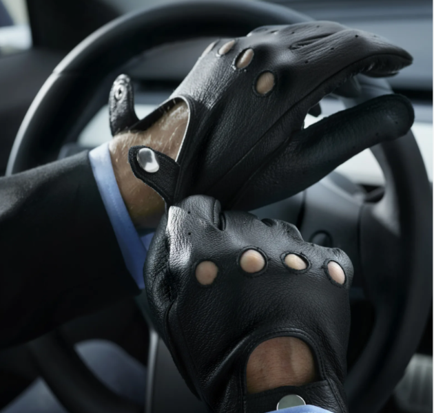 Gants en cuir de Cerf, une seconde peau pour conduire et avoir du style.