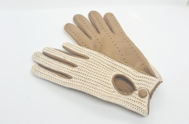 Gants en cuir de Cerf, une seconde peau pour conduire et avoir du style.