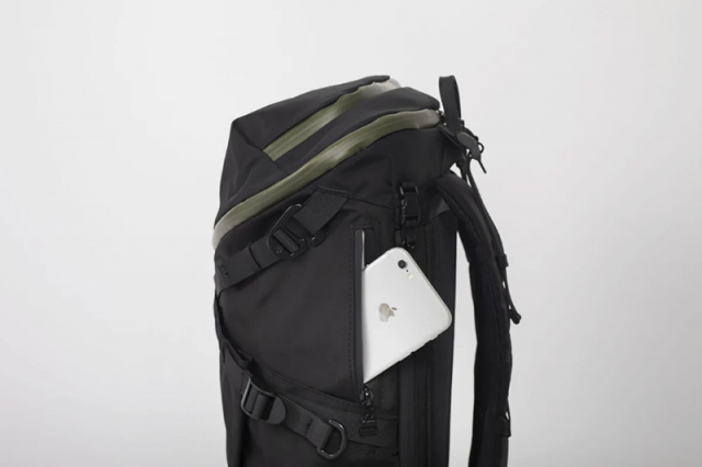 Dynamic Large - grand sac à dos 22 litres - format pc 15