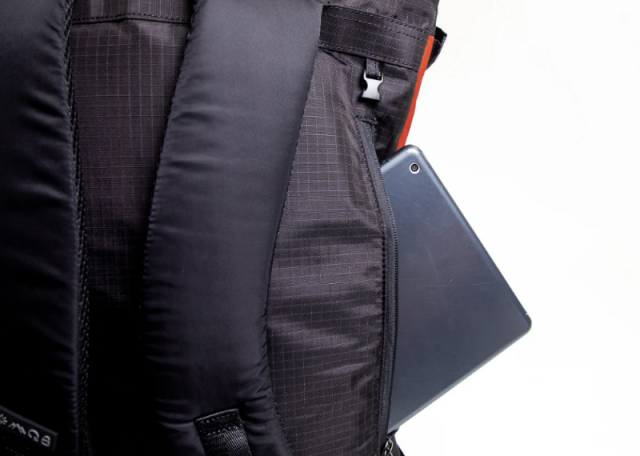 Sac à dos DOUGHNUT Christopher Gamescape Series - sac à dos 18 litres - format pc15