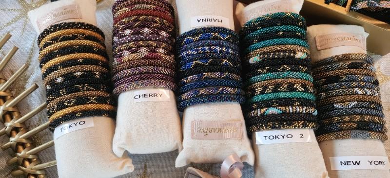 jonc népalais et bouvle d'oreille .