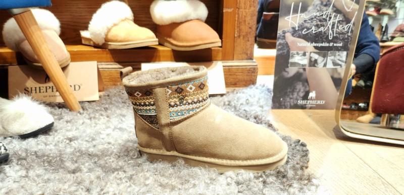 Bottine 100 %mouton pour un hiver au chaud.