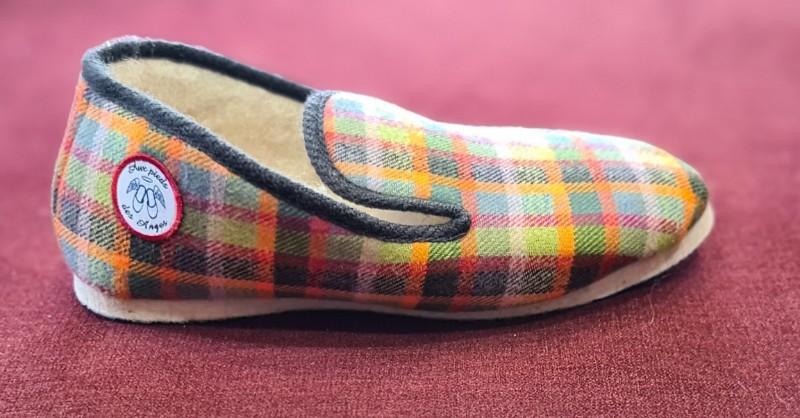 charentaises made in France ( la pantoufle du berry) matières 100%naturelles.