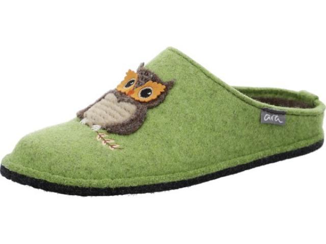 pantoufle cosy  de la marque ARA chaud et cocooning 