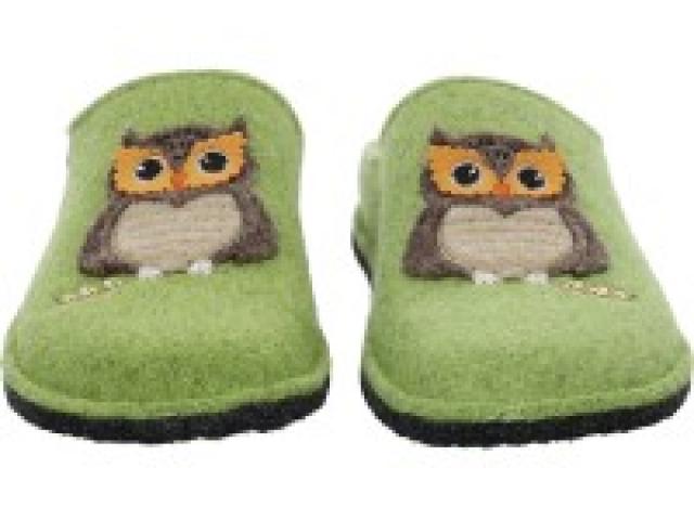 pantoufle cosy  de la marque ARA chaud et cocooning 
