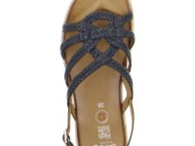 sandale Jamaica Ara pour toujours plus de confort .Légèreté et amorti.