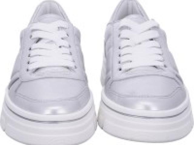 basket Ara chausseur depuis 1949 confort optimal pour une marche tout en douceur