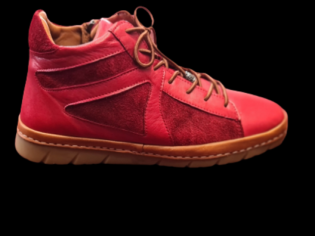 Chaussure Madory 100% cuir semelle intérieur moelleuse et caoutchouc naturel.