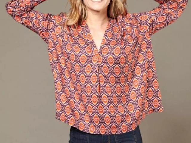 blouse storiatipic 100 % modal pour un confort optimal.SARA KALEI