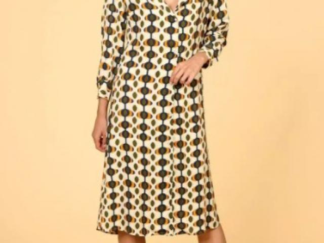 robe Elene de chez storiatipic matière 100% naturel pour un confort optimal