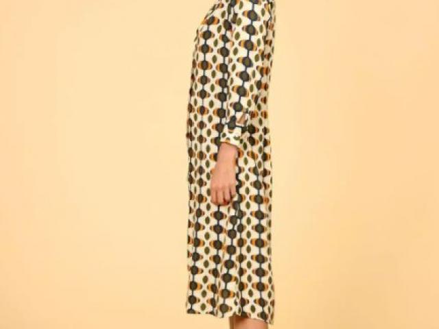 robe Elene de chez storiatipic matière 100% naturel pour un confort optimal