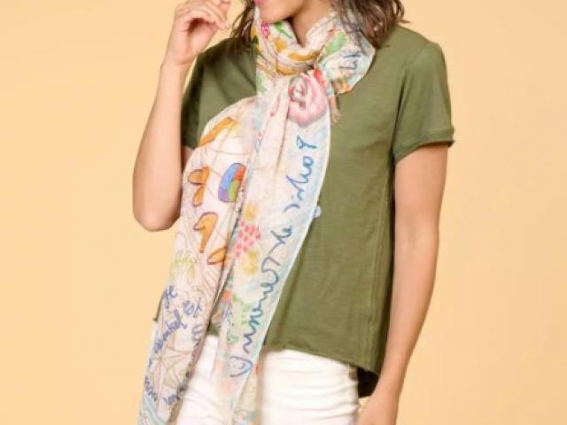 foulard dany de chez storiatipic, metières 100% naturelles