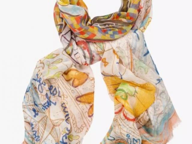 foulard dany de chez storiatipic, metières 100% naturelles