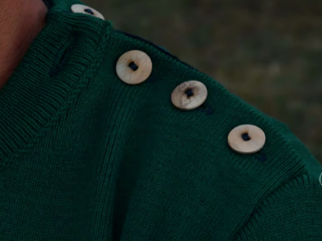 Pull marin OPTIMIST'  vert avec coudes marine – GILI – Fabriqué en France
