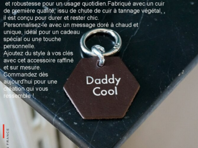 Porte clefs Ethan ARGENT Porte clefs en cuir lisse à tannage végétal avec message 