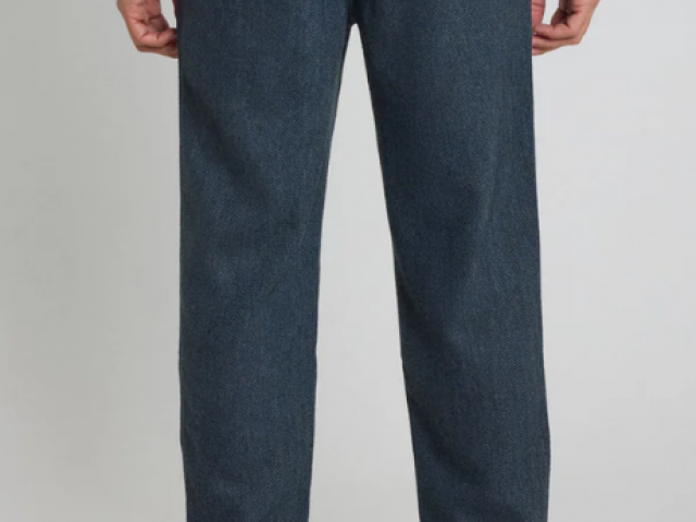 Pantalon Homme Ozzy Pant Dknavy coupe tapered loose de chez PULLIN