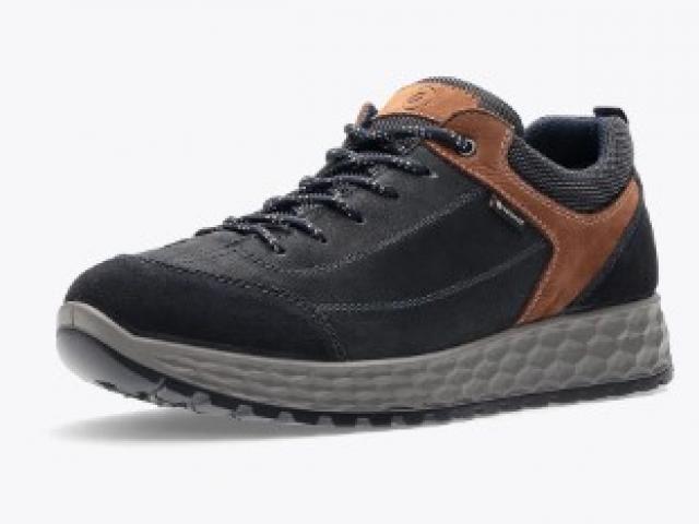 basket Ara chausseur depuis 1949 confort optimal pour une marche tout en douceur