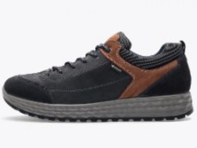 basket Ara chausseur depuis 1949 confort optimal pour une marche tout en douceur