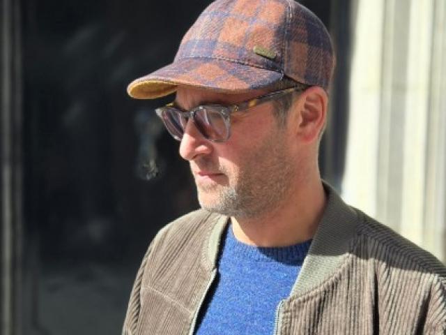 Casquette de baseball revisitée avec un style chaleureux et raffiné de chez AUREGA