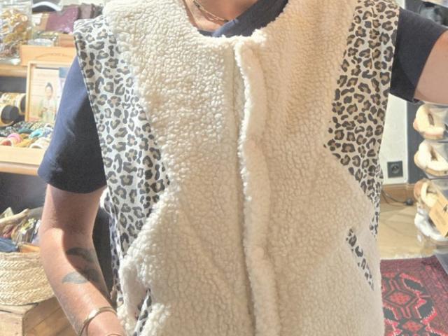 veste anouk et ninon Gino beige et empiècements léopard tout doudou