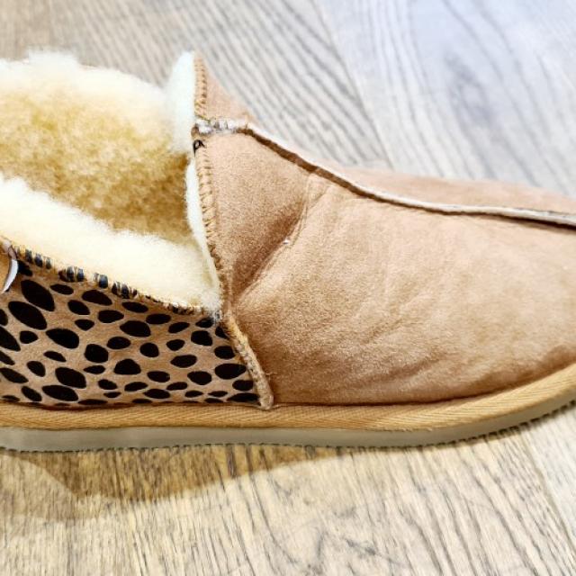 Dream Bridge Pantoufles en Molleton Sherpa pour Enfants avec Semelle antid/érapante pour gar/çons Filles