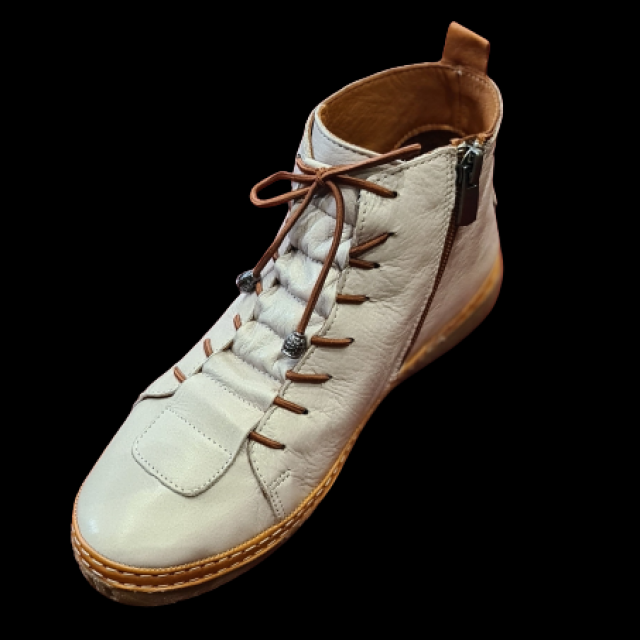 Chaussure Madory 100% cuir semelle intérieur moelleuse et caoutchouc naturel.